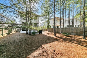 Property grounds - 🐟Walk 2 Beach- Outdoor Spaces-30A-Gathering Thyme (Santa Rosa Beach)