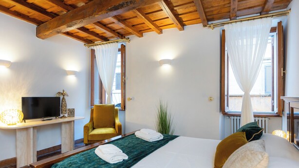 Suite 2 | 1 yatak odası, odada kasa, ses yalıtımı, ütü/ütü masası
