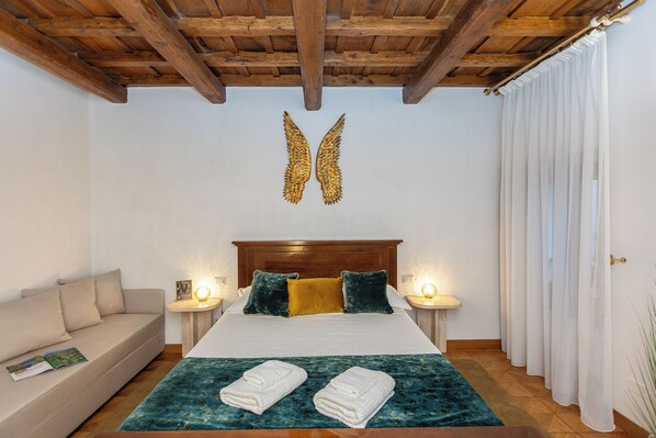 Suite 7 | 1 bedroom, in-room safe, soundproofing, iron/ironing board - TimeRoma Suites (Rome)