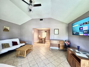 Älytelevisio, kirjoja