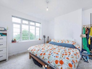 2 bedrooms, free WiFi, bed sheets