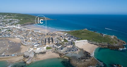 No.1 St Eia- Woodburner & Wi-Fi