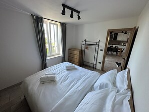 2 habitaciones, sistema de insonorización y wifi gratis 