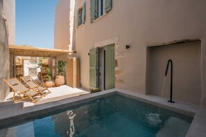 Una piscina riscaldata