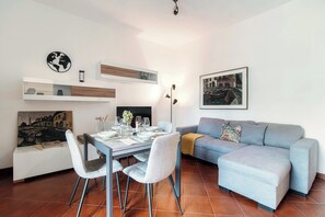 Condo | 1 bedroom, premium bedding, down comforters, iron/ironing board - Casa Olmo (Como)