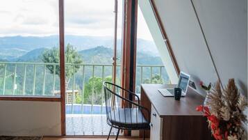 Suramya (Hexagonal Duplex Cabin with A/c) | Select Comfort beds, individually furnished, desk, laptop workspace