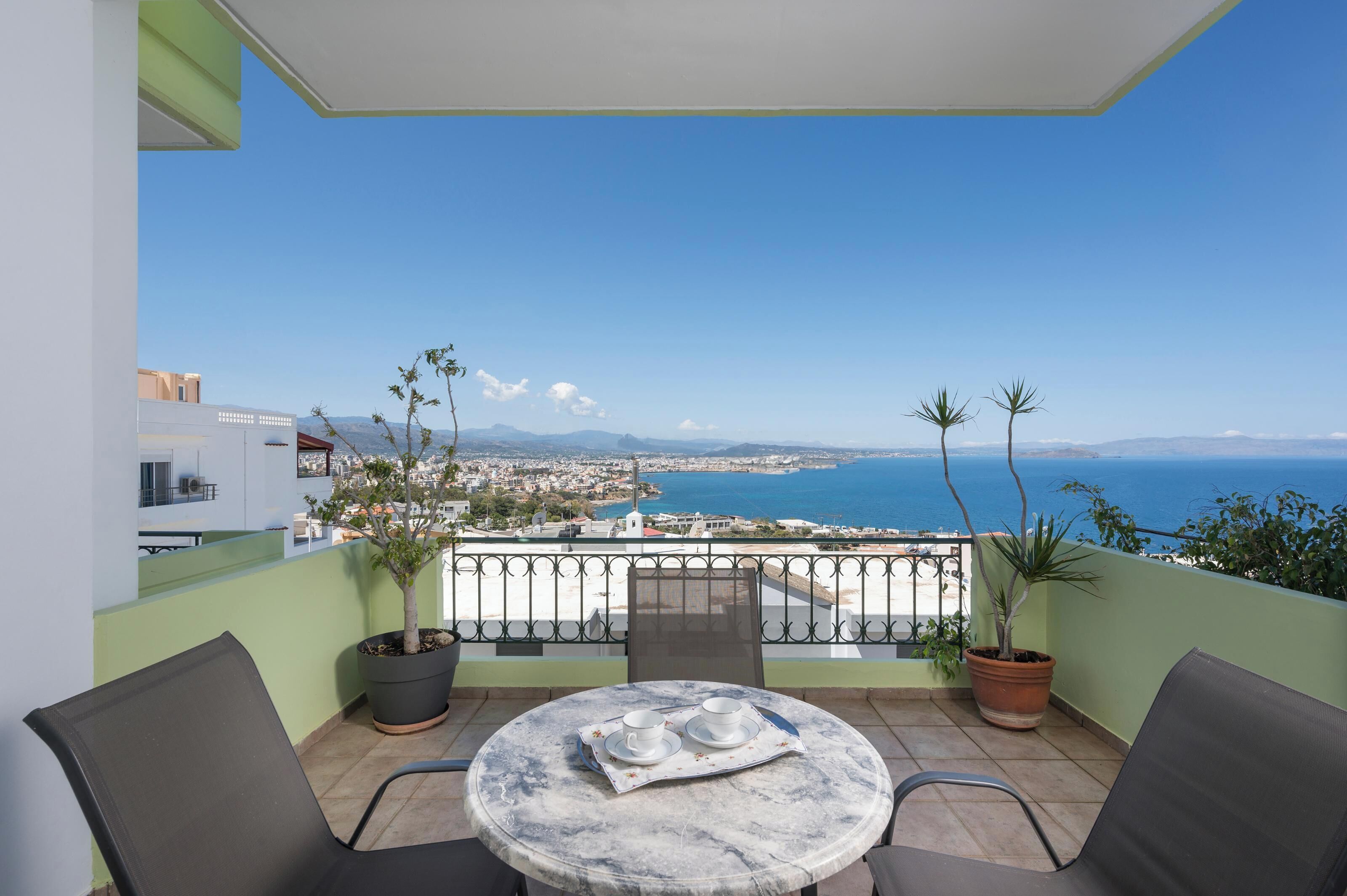 Comfort House, Sea View | Balcony