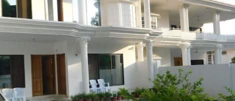 Façade de l’hébergement