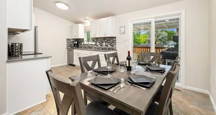 RMNP Retreat - Group-Friendly Home near Estes Park