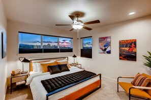 7 habitaciones, escritorio y tabla de planchar con plancha 