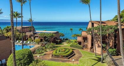 Stunning 2BR Ocean View Condo at Kuleana Resort