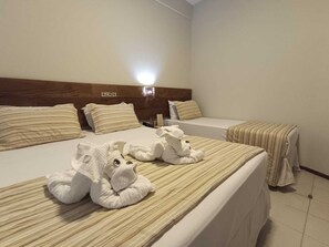 Coffres-forts dans les chambres, bureau, rideaux occultants