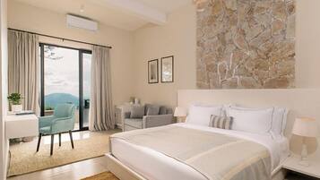 Deluxe Suite, Mountain View, Mountainside | 1 bedroom, premium bedding, in-room safe, desk