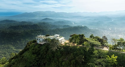 W15 Ambuluwawa