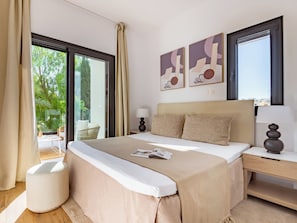 Apartment, 2 Bedrooms, Balcony, City View