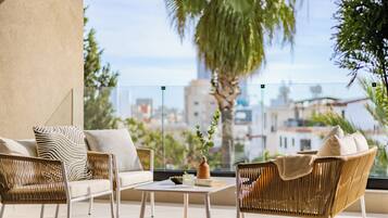 Apartment, 2 Schlafzimmer, Balkon, Stadtblick | Balkon
