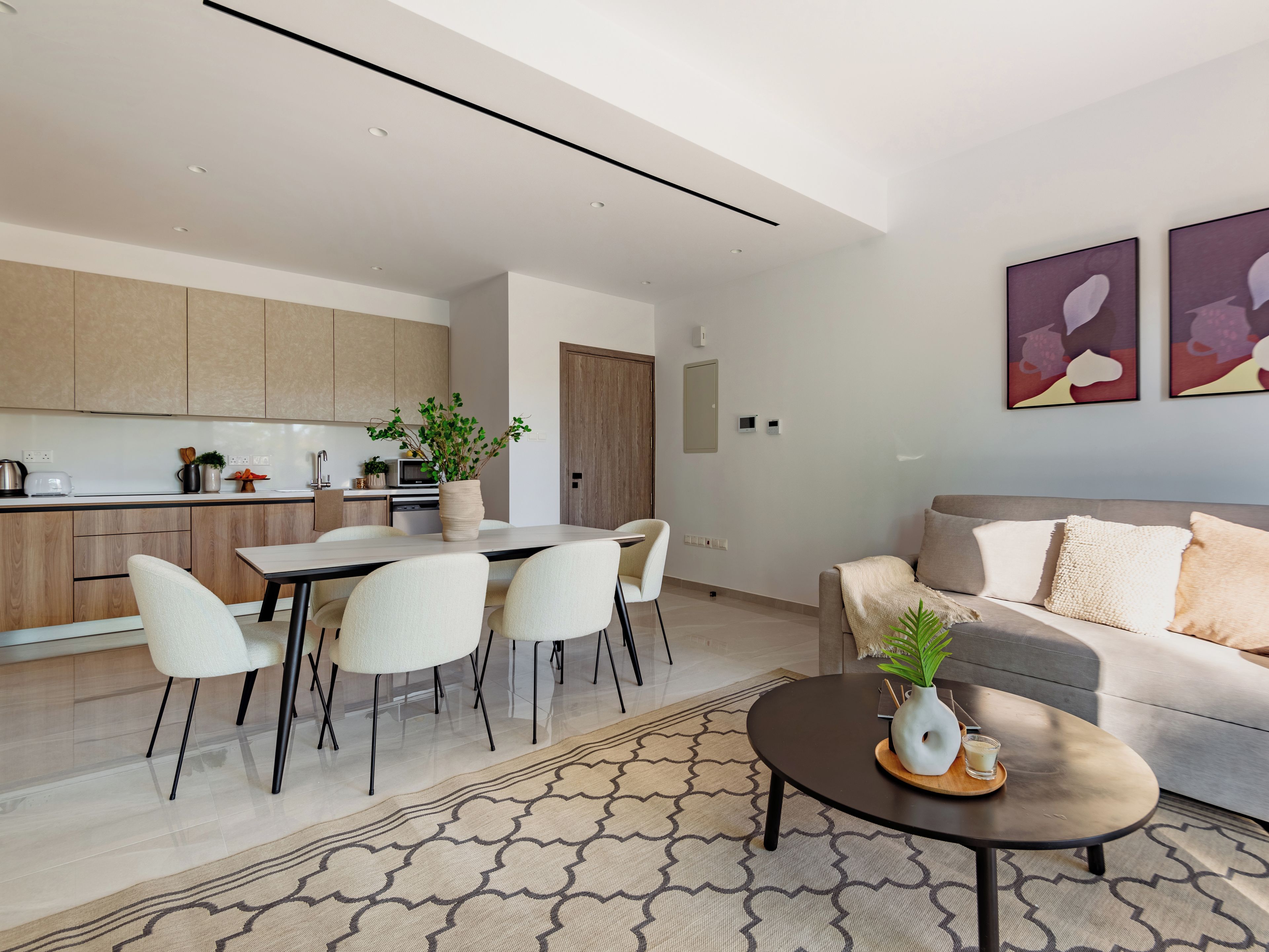 Apartment, 2 Bedrooms, Balcony, City View | Dining room