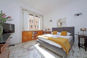 4 habitaciones, tabla de planchar con plancha y wifi gratis 
