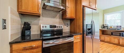 Microwave, oven, stovetop, dishwasher