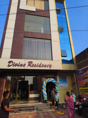 Front of property - Hotel divine and restaurant (Pratapgarh)