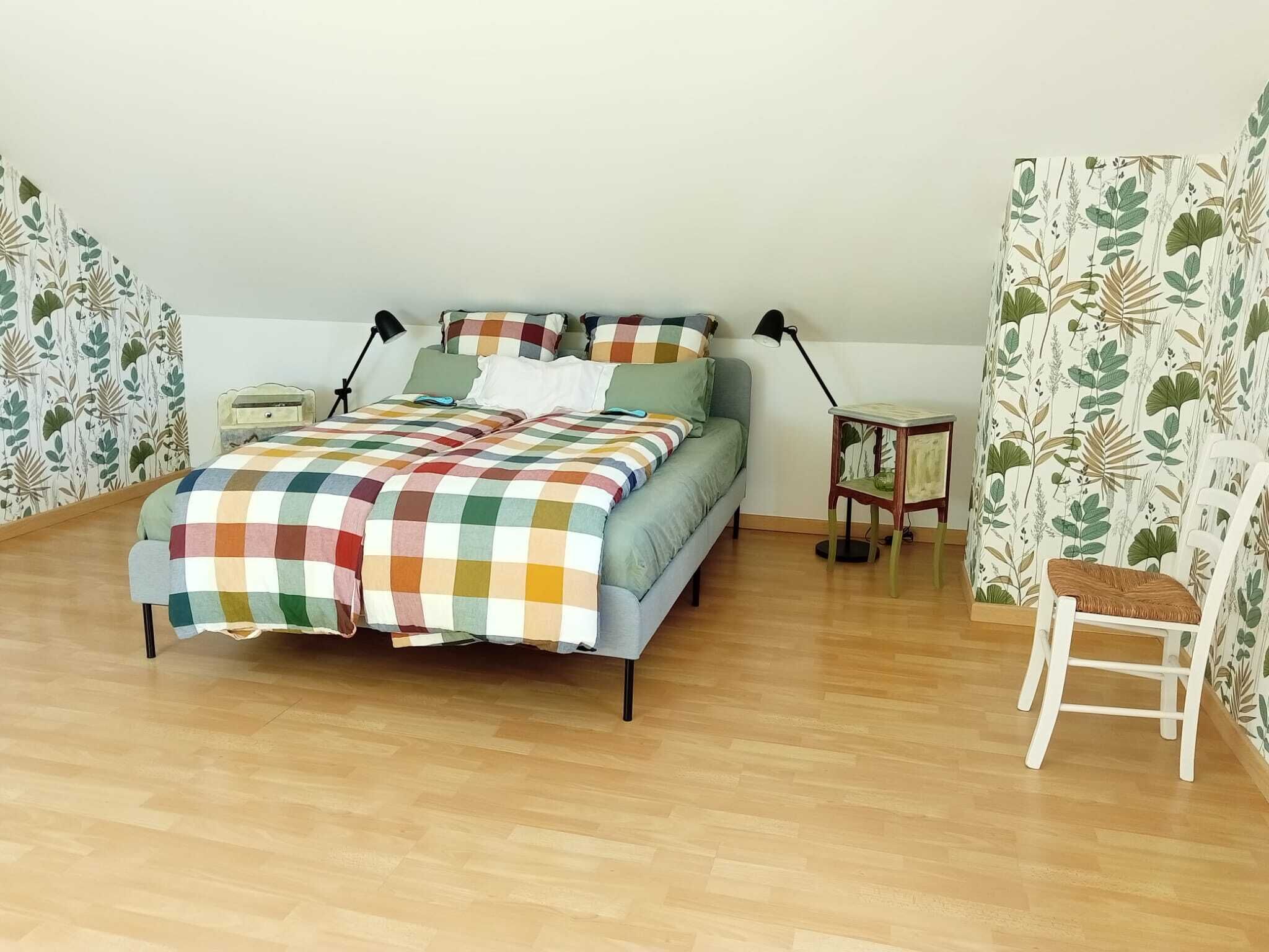 4 chambres, fer et planche à repasser, lit parapluie, Wi-Fi gratuit