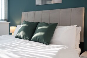 3 chambres, accès au Wi-Fi (inclus), literie fournie