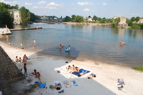 Beach - Les Sechoirs - Gite La Riviera (Clairac)