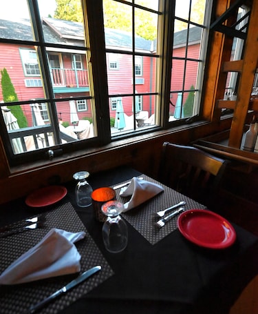 Comedor. Gregory House Country Inn