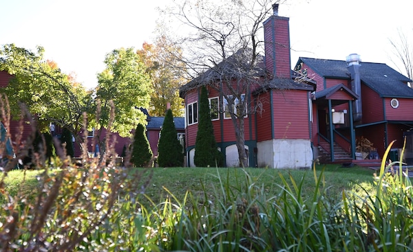 Gregory House Country Inn - Troy, NY
