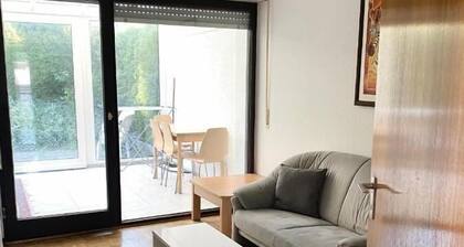 nJoy! Monteurhaus Altbach | Garten & Balkon