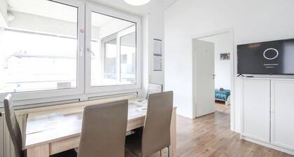 nJoy! Sunny Apartment Göppingen | Balkon & Parkplatz