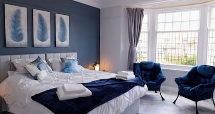 Lovely,Cosy Beachside Cottage 1 - Perfect Location