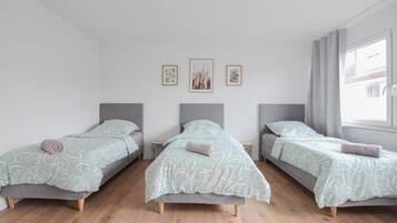 3 bedrooms, WiFi, bed sheets