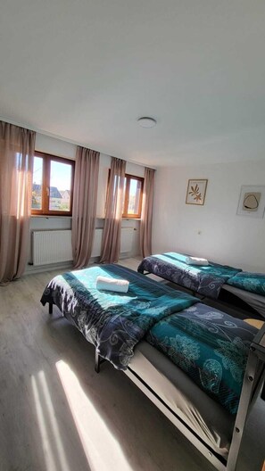 3 bedrooms, WiFi, bed sheets