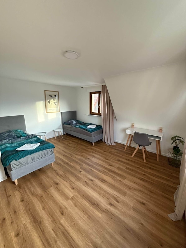 3 bedrooms, WiFi, bed sheets