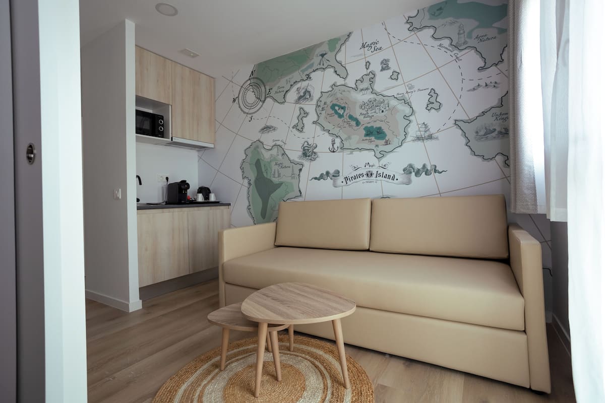 1 bedroom, in-room safe, free WiFi