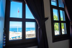 Habitació doble Comfort, vistes al mar | Escriptori, espai de treball apte per a portàtils i wifi gratuïta