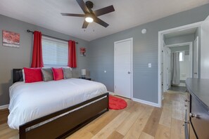 2 bedrooms, iron/ironing board, WiFi, bed sheets
