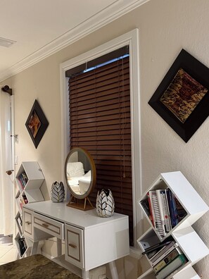 3 soverom, strykejern/-brett, wi-fi og sengetøy