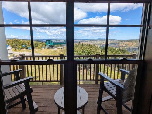 Soaring Eagle 203 Convenient Cozy and Captivating