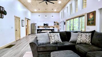 Télévision, cheminée