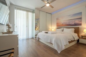 3 bedrooms, in-room safe, iron/ironing board, free WiFi