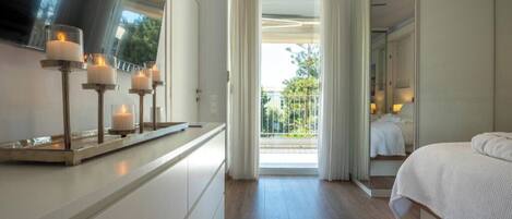 3 bedrooms, in-room safe, iron/ironing board, free WiFi