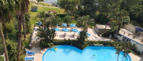 Piscina externa