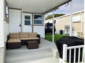 Terrace/patio - Hallandale Beach, FL (Hallandale Beach)