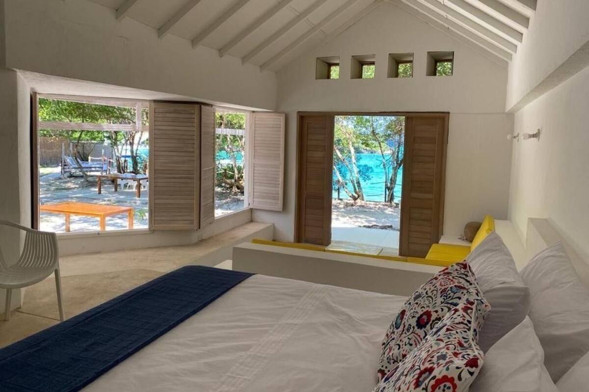 1 chambre, minibar, coffres-forts dans les chambres