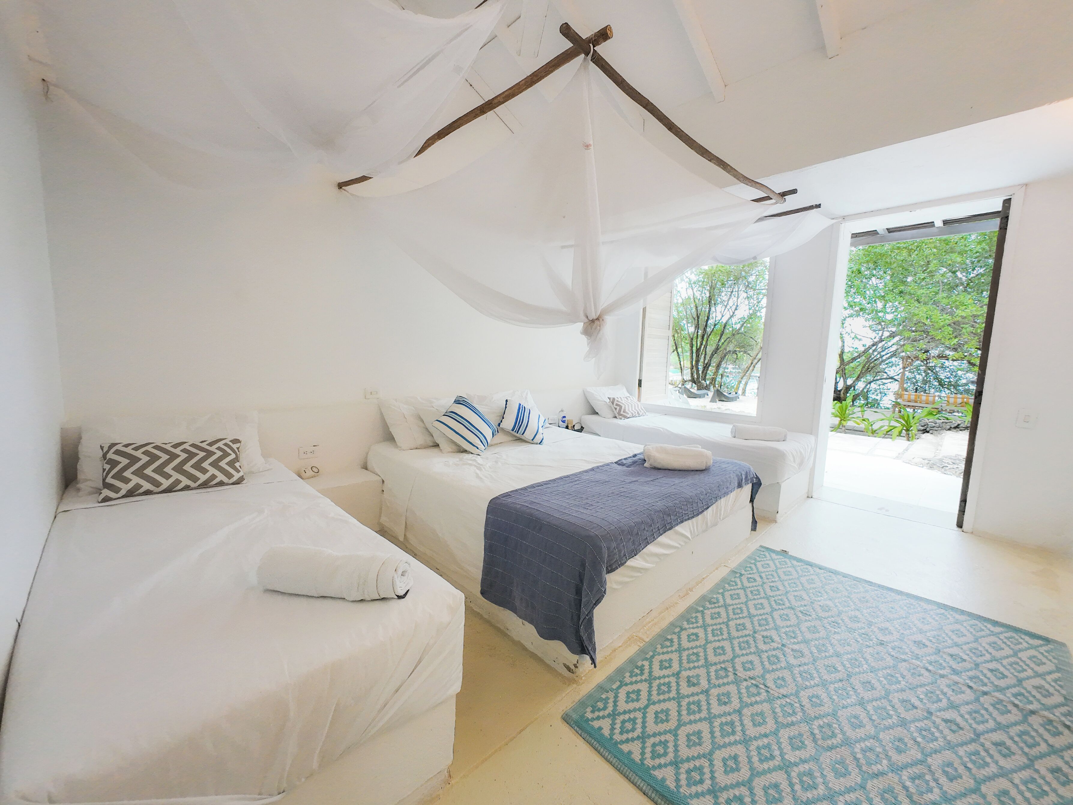 Chambre Familiale | Minibar, coffres-forts dans les chambres, chambres insonorisées