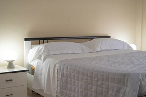 1 Schlafzimmer, WLAN, Bettwäsche