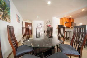 Appartamento Deluxe, balcone, vista giardino | Cucina privata | Tostapane