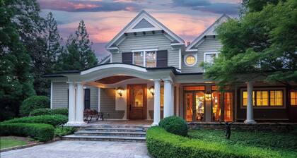 Reynolds Lake Oconee - MASTERS WEEK RENTAL - 6 bed 8 bath house - 9,300 SF